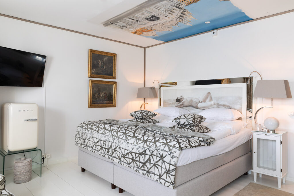 Nude, Hotellsvit, Bomans Hotell, Trosa
